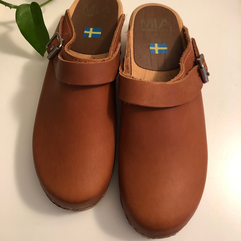 Mia Clogs, Tan, Size 38